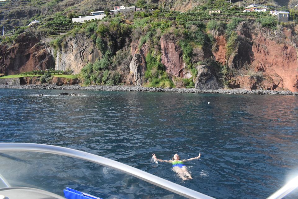 Madeira: Private Sunset Yacht Cruise With Snorkeling & Wine - Duration and Group Size