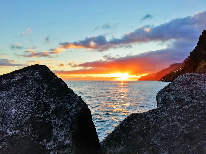 Madeira: Sunset Jeep Tour With Levada Do Norte Walk - Itinerary Highlights