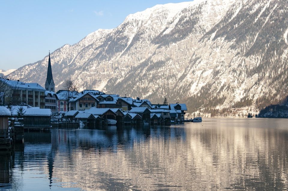 Majestic Walking Tour of Hallstatt - Itinerary