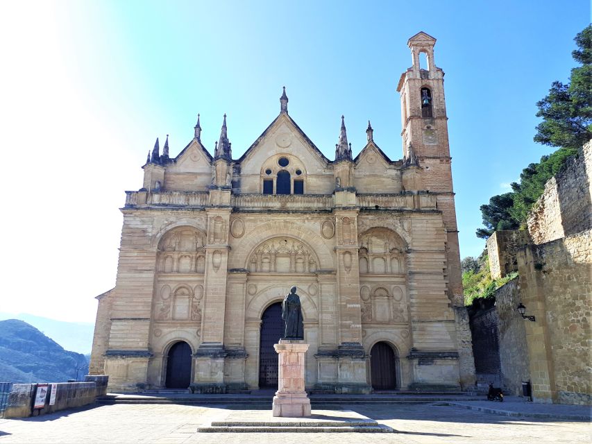 Málaga: Antequera Guided Walking Tour - Experience Highlights