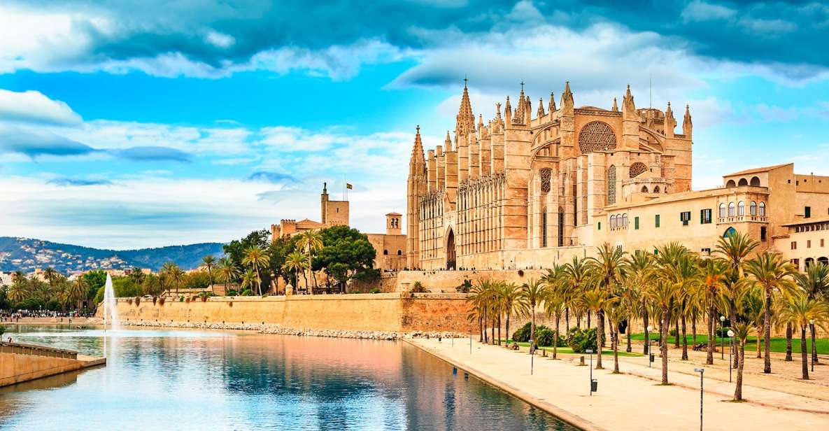 Mallorca Walking & Picnic Tour (Ink. Town, Nature, Beach) - Strolling Through Old Town