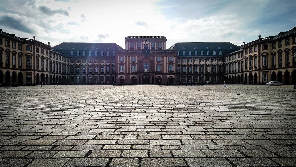 Mannheim: Private Exclusive History Tour With a Local Expert - Iconic Landmarks and Architectural Gems