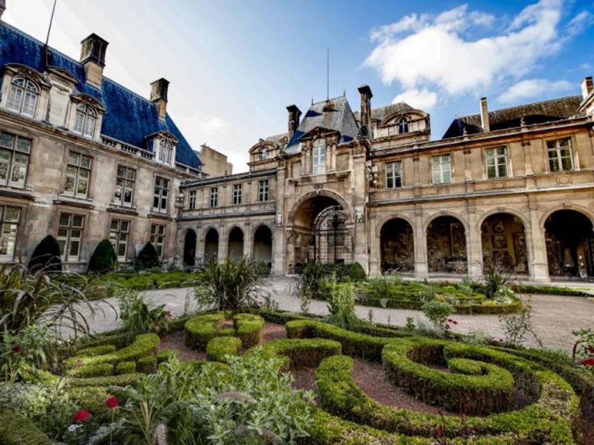 Marais District of Paris Guided Walking Tour - Languages Offered