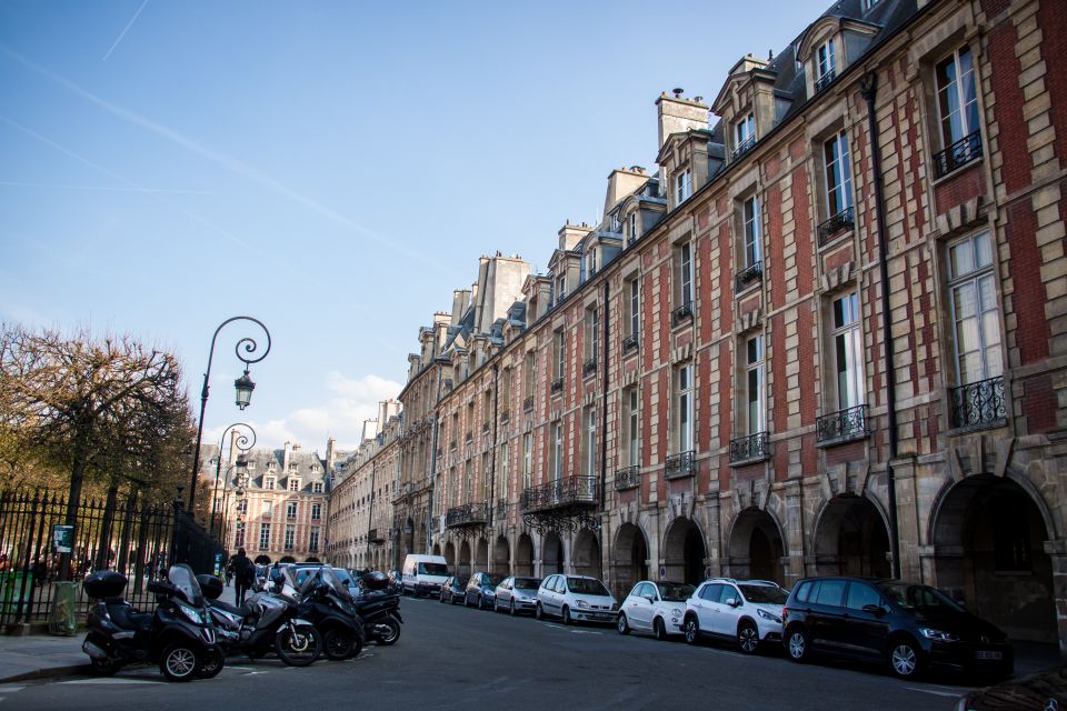 Marais Walking Tour: Lifestyle in Paris - Fashionable Boutiques and Shops