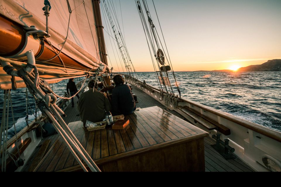 Marseille: Calanques National Park Sailing Cruise With Lunch - Timing and Duration