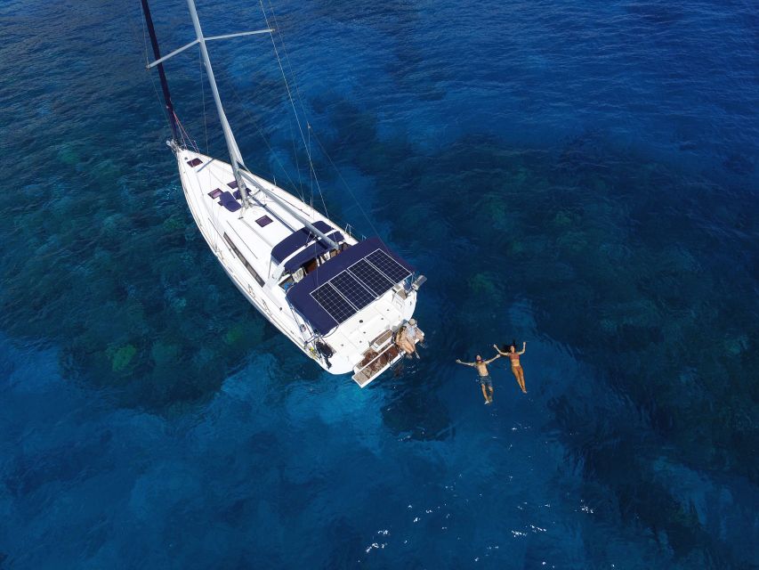 Maui: Private Yacht Snorkeling Tour With Breakfast and Lunch - Onboard Breakfast and Lunch