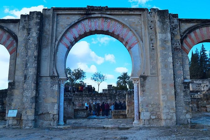 Medina Azahara Guided Tour From Cordoba - Entrance Fees and Inclusions