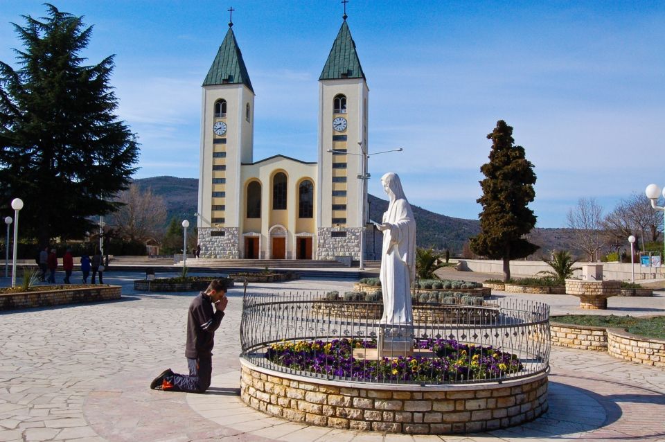 Međugorje and Apparation Hill Private Tour From Dubrovnik - Apparition Hill Visit