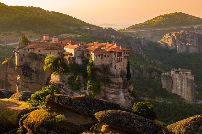 Meteora Daytrip With Multilingual Audioguide & Free Lunch - Multilingual Audio Guide Accessibility