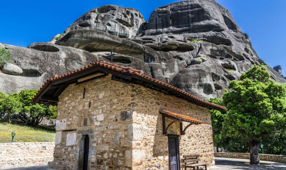 Meteora: Morning Half Day Sightseeing and Monasteries Tour - Itinerary and Experience