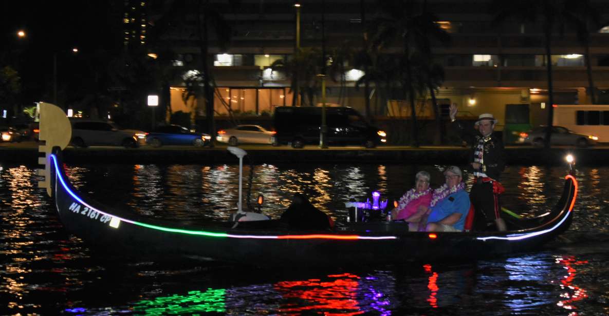 Military Families Love This Gondola Cruise in Waikiki Fun - Relaxing Pace and Local Storytelling