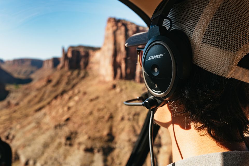 Moab: Corona Arch Canyon Run Helicopter Tour - Highlights of the Helicopter Experience