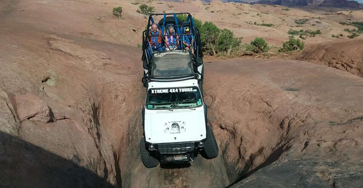 Moab: Hells Revenge & Fins N Things Trail Off-Roading Tour - Inclusions