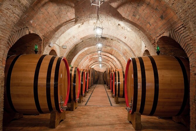 Montepulciano: Winery Tour & Tasting Experience - Exploring the Etruscan Winery