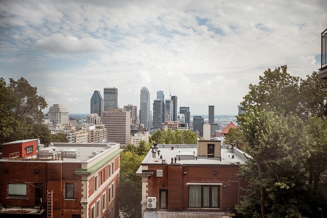 Montreal Walking Tour: Hidden Gems - Meeting and Pickup