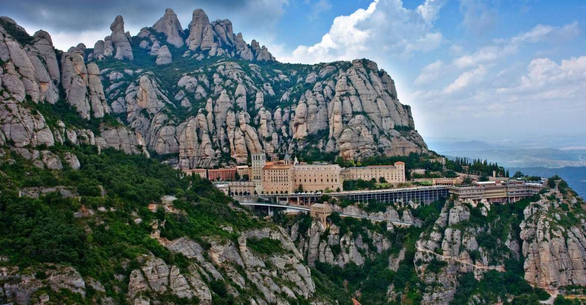 Montserrat: Morning or Afternoon Half-Day Trip With Pickup - Highlights of the Montserrat Experience