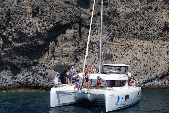 Morning Caldera Cruise With BBQ Meal and Drinks - Included Amenities and Services