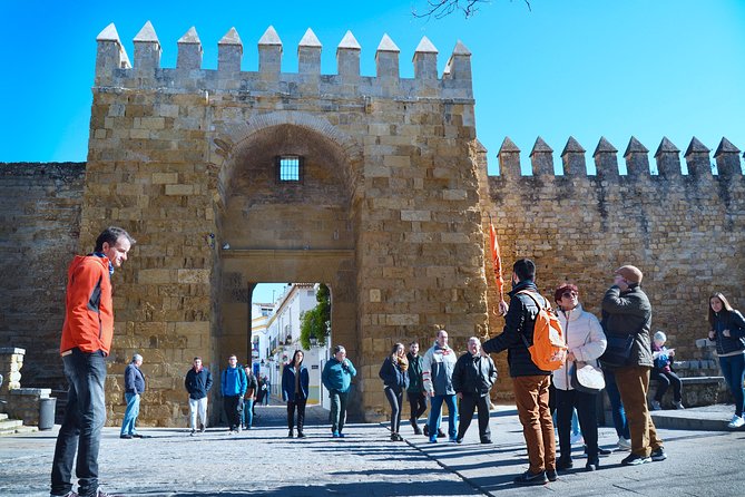 Mosque-Cathedral, Synagogue and Jewish Quarter Guided Tour - Mosque-Cathedral Highlights