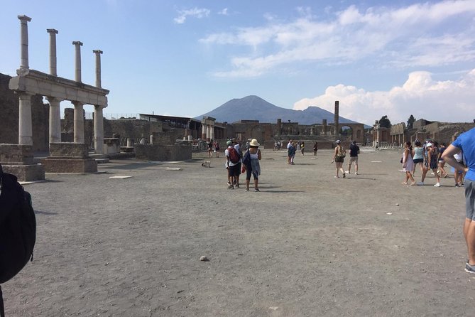 Naples Shore Excursion: Pompeii Independent Half-Day Trip - Transportation and Logistics