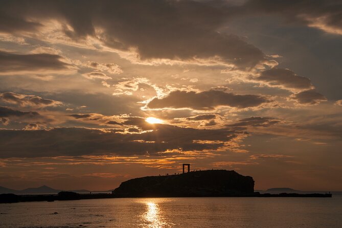 Naxos Old Town, Castle & Portara Sunset Tour (Certified Guide) - Photogenic Locations and Landmarks