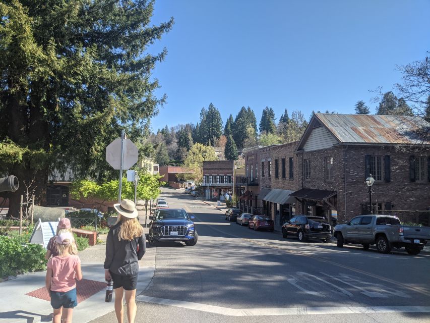 Nevada City, California: Scavenger Hunt Walking Tour - Exploring the Historic Gold Mining Town