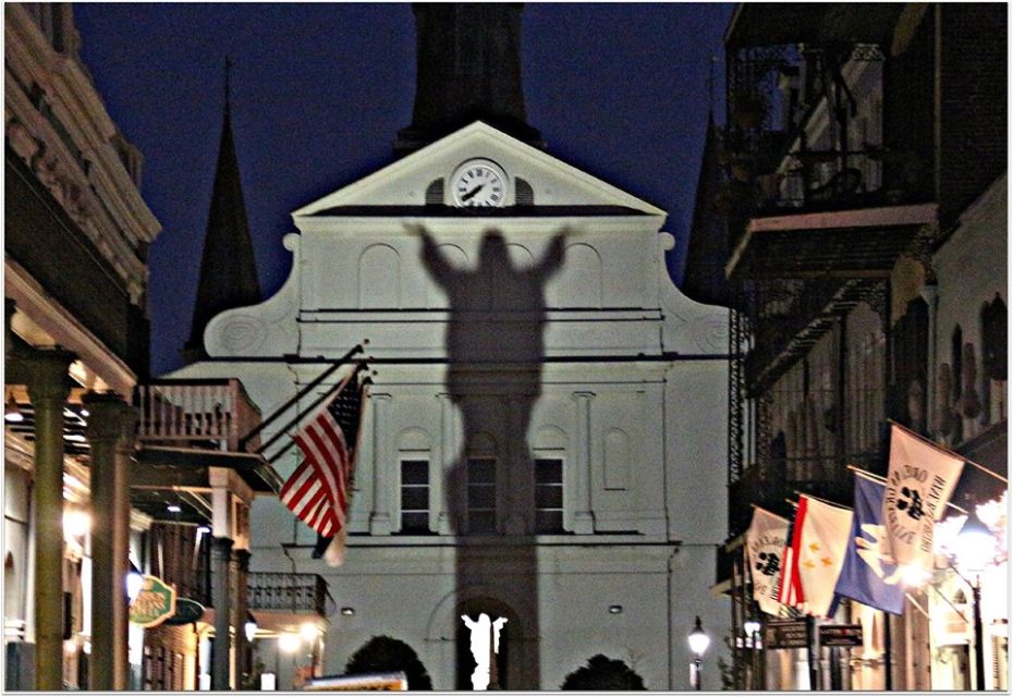 New Orleans Haunted Excursion Walking Tour - Visiting Legendary Landmarks