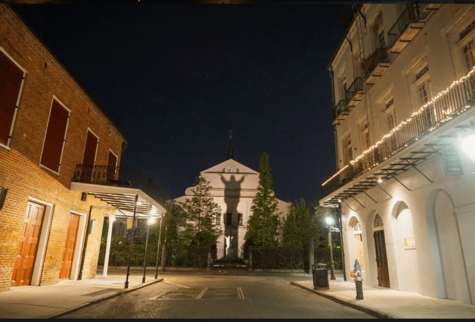 New Orleans: Wicked History Walking Tour With a Local Witch - Experience Highlights