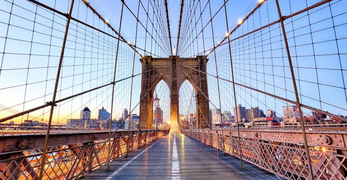 New York City: Brooklyn Bridge and Dumbo Walking Tour - Tour Experience