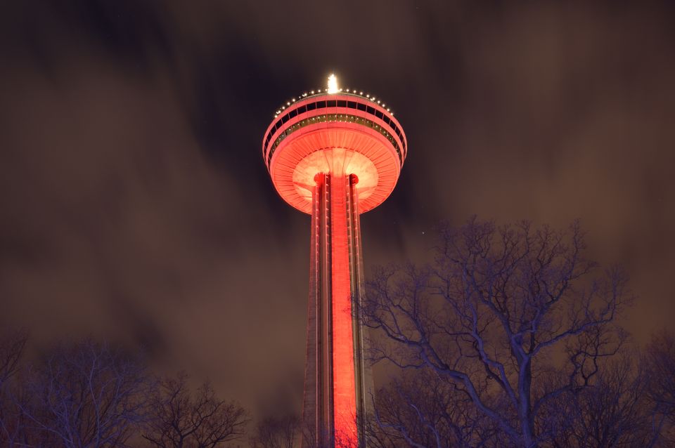 Niagara Falls at Night: Illumination Tour & Fireworks Cruise - Floral Clock Visit