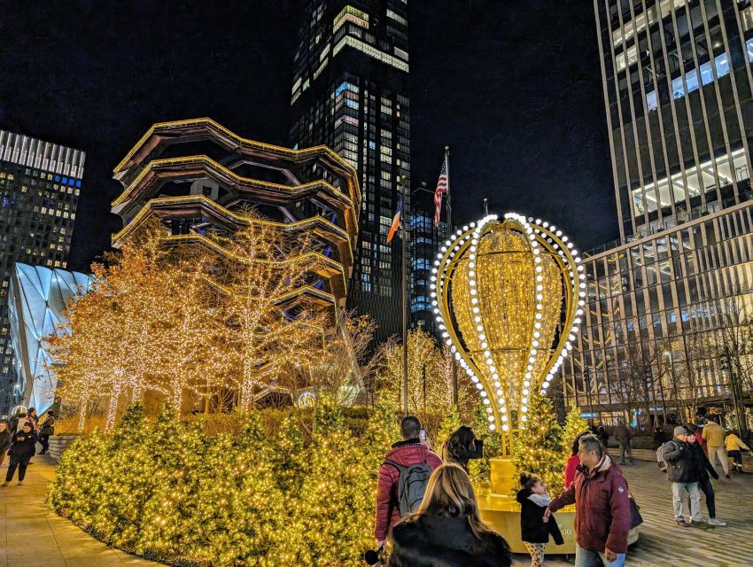 NYC: Holiday Lights Guided Bus Tour - Itinerary Highlights