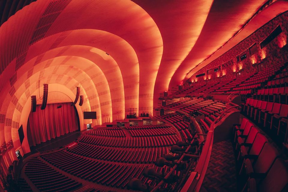 NYC: Radio City Music Hall Tour Experience - Guided Experience