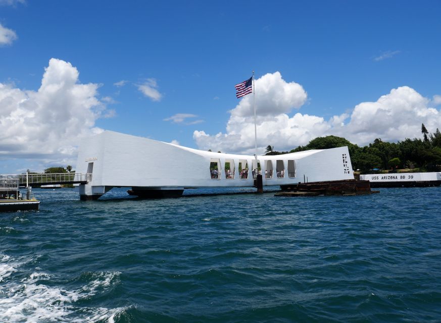 Oahu: Pearl Harbor, USS Arizona, Might Mo, & Honolulu Tour - Pearl Harbor Attractions