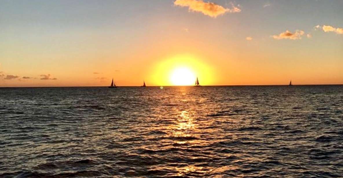 Oahu: Waikiki Glass Bottom Boat Sunset Cruise - Experience Highlights