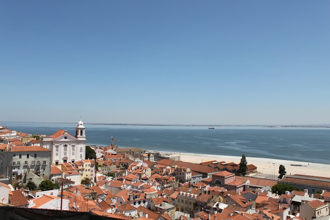 Old Lisbon: Alfama and São Jorge Neighborhoods 3-Hour Walking Tour - Highlights of the Tour