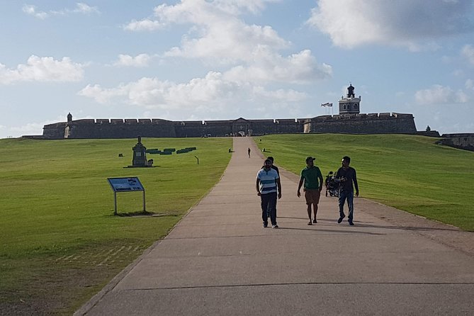 Old San Juan & Santurce History City Tour & Street Art - Colonial Architecture and Fortresses