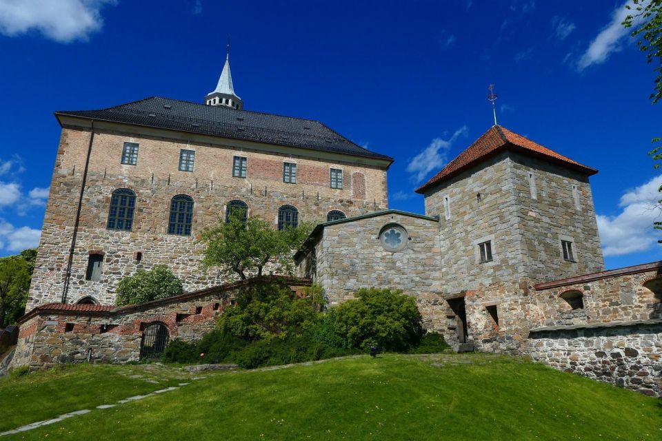 Oslo: In the Heart of Oslo Walking Tour - Historic Fortress Ramparts