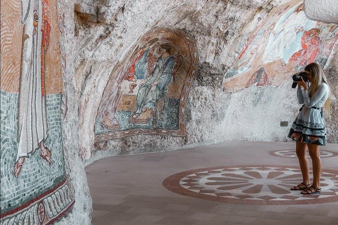 Ostrog Monastery Tour - Highlights of the Tour