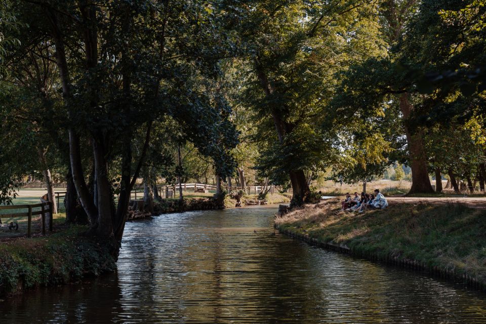 Oxford: Punting Tour on the River Cherwell - Highlights of the Experience