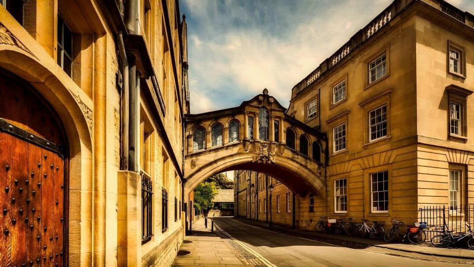 Oxford University Private Guided Walking Tour - Colleges and Architectural Styles