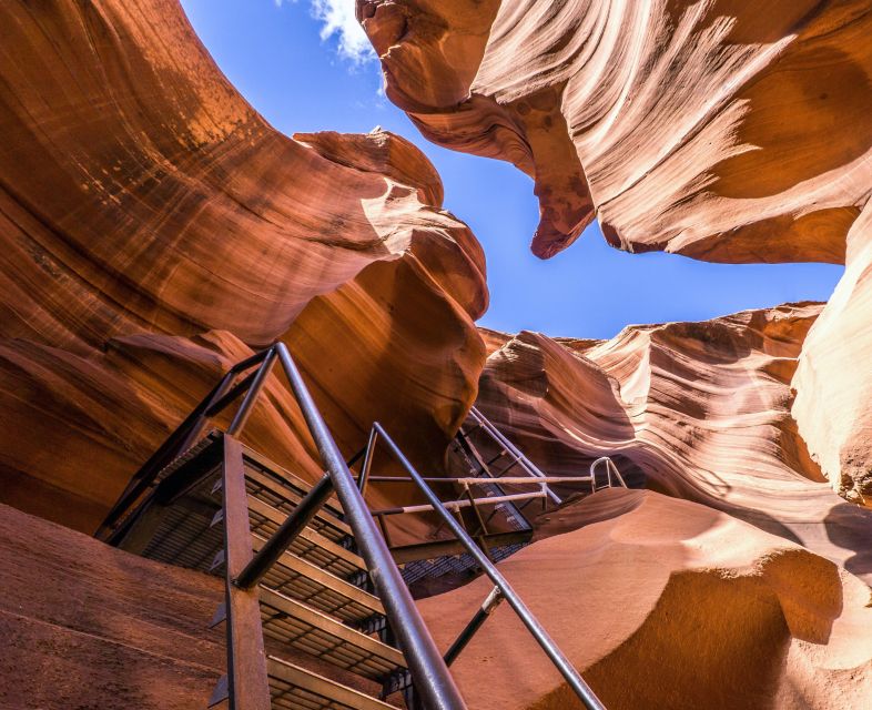 Page: Lower Antelope Canyon Tour With Local Navajo Guide - Experience and Itinerary