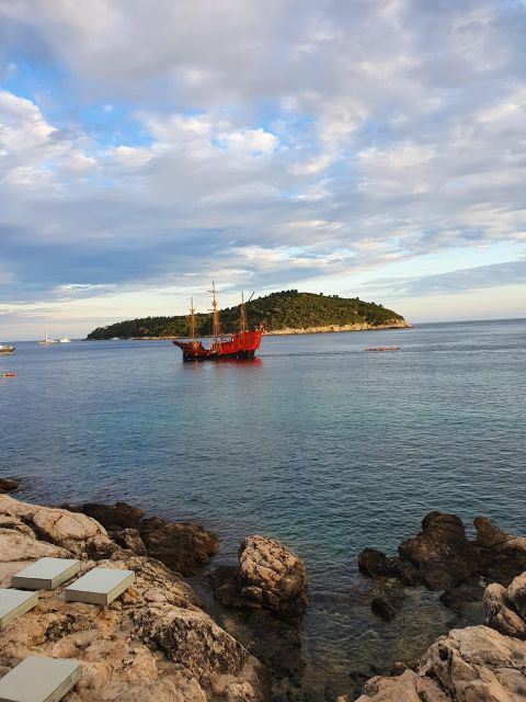 Panoramic Cruise Around Old Town Dubrovnik by Karaka - Experience Highlights