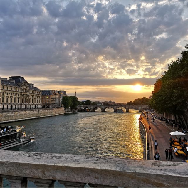 Paris by Night Small Group Bike Tour & Boat Cruise - Boat Cruise Highlights