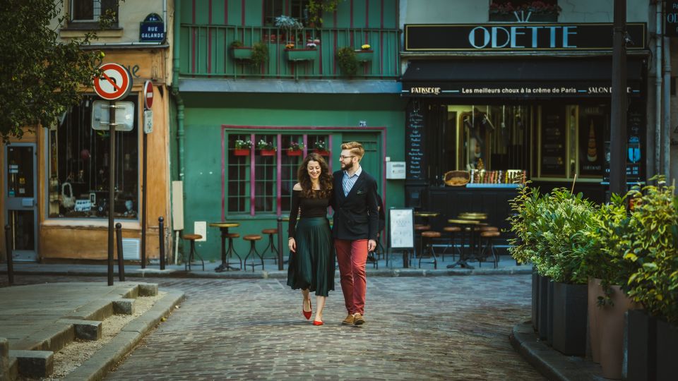 Paris: Cinematic and Fun Photoshoot With a Professional - Personalized Photoshoot Locations