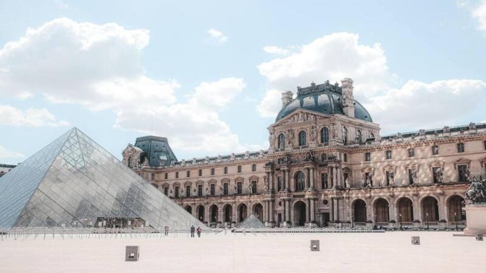 PARIS DISCOVERY EXPERIENCE PRIVATE HALF DAY TOUR - Walking Tour Highlights