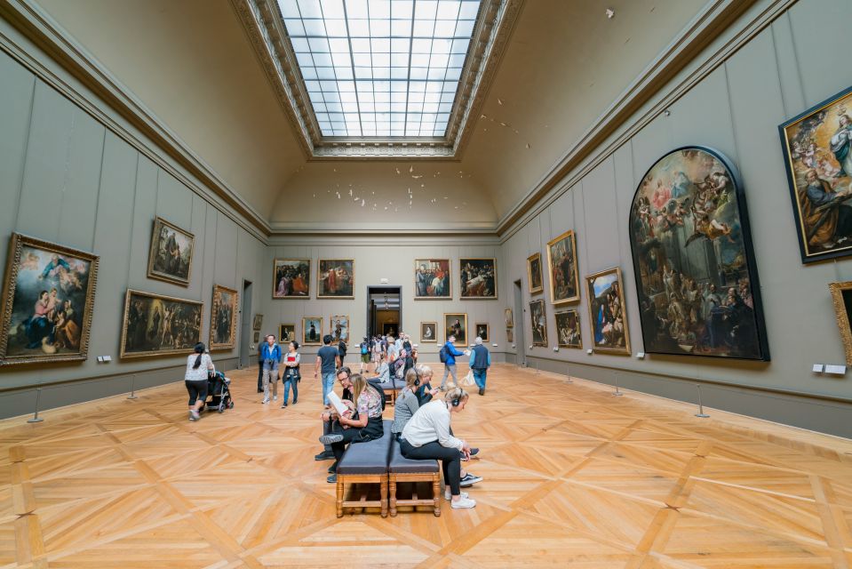 Paris: Louvre Museum Masterpieces Tour With Reserved Access - Highlights of the Tour