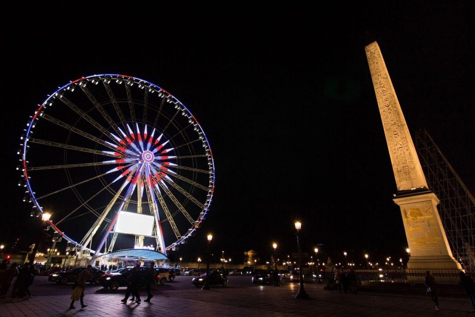 Paris: Magical Christmas Walk In-App Audio Tour in English - Enchanting Christmas Legends