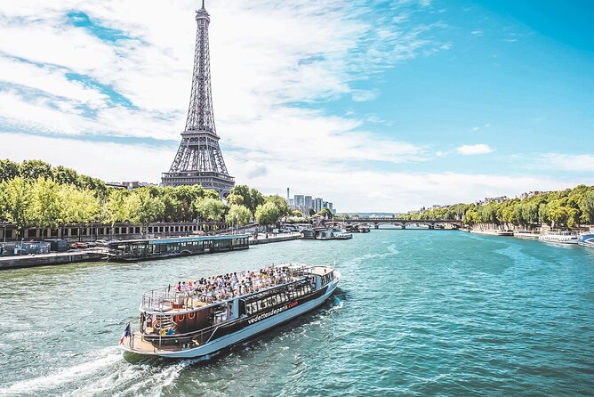 Paris - One Hour Seine River Cruise With Recorded Commentary - Meeting Point and Logistics