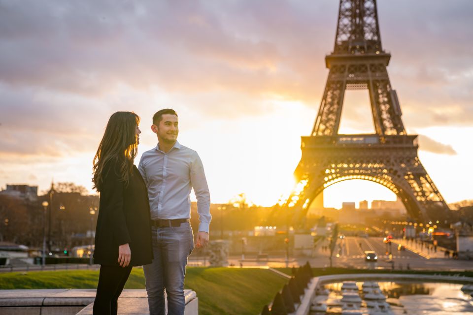 Paris: Photo Shoot With a Private Travel Photographer - Tailor-Made Photoshoot Experience