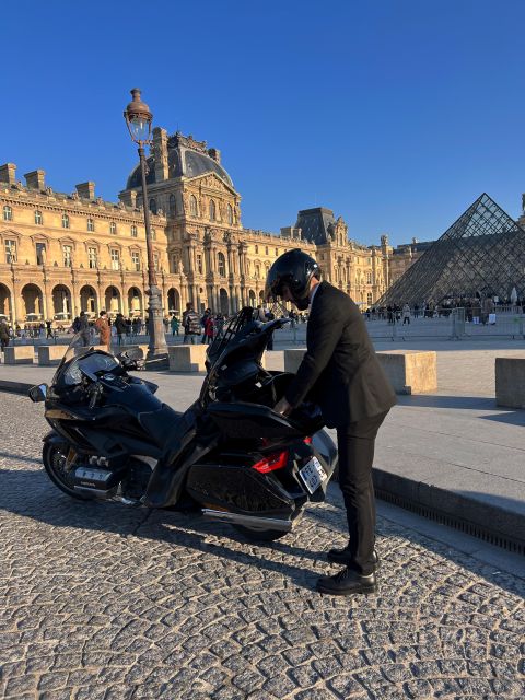 Paris: Private Motorcycle Taxi - Comfortable Ride Features