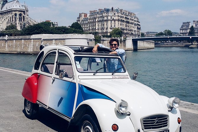 Paris Private Tour: Romantic Tour in a 2CV - Pickup and Accessibility